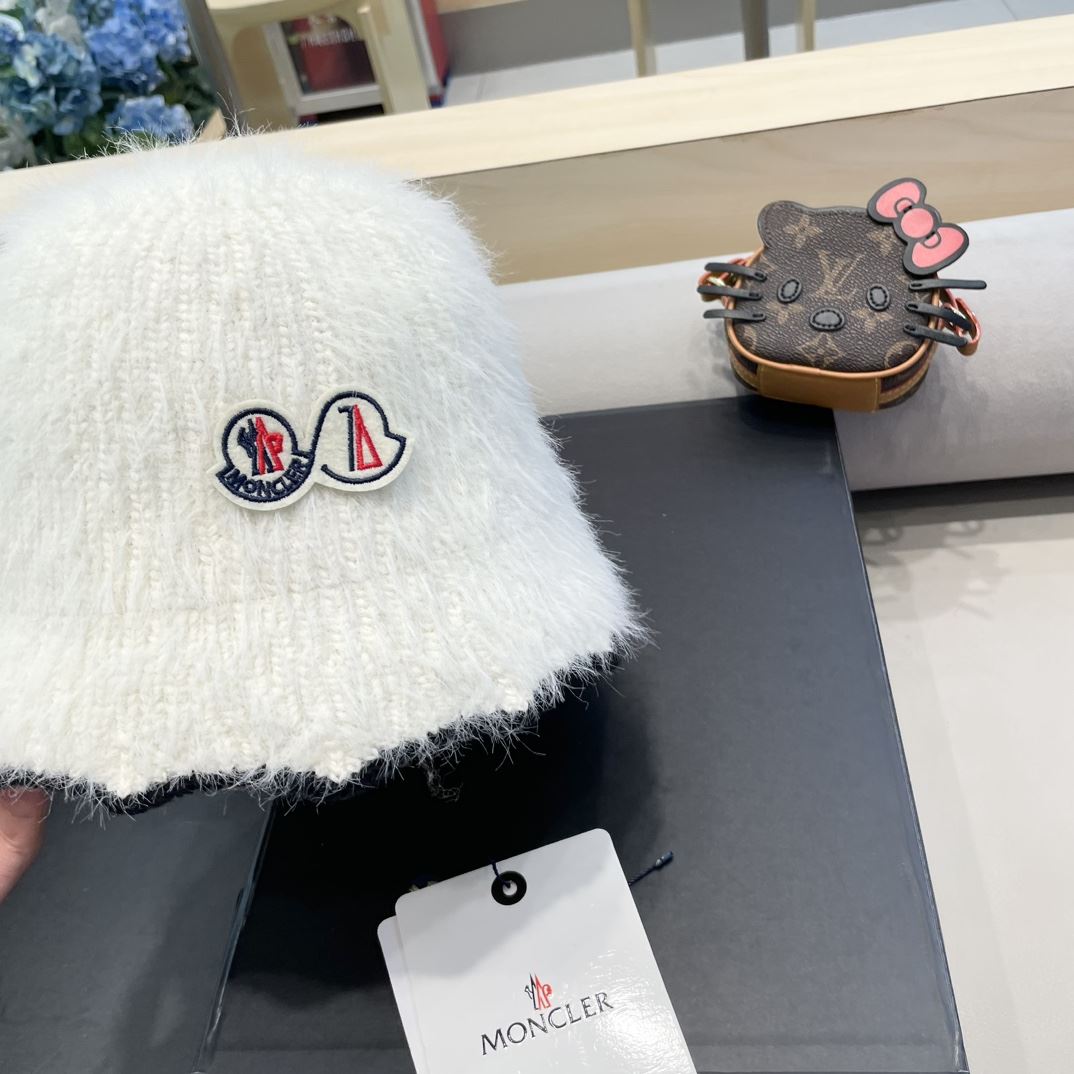 Moncler Caps